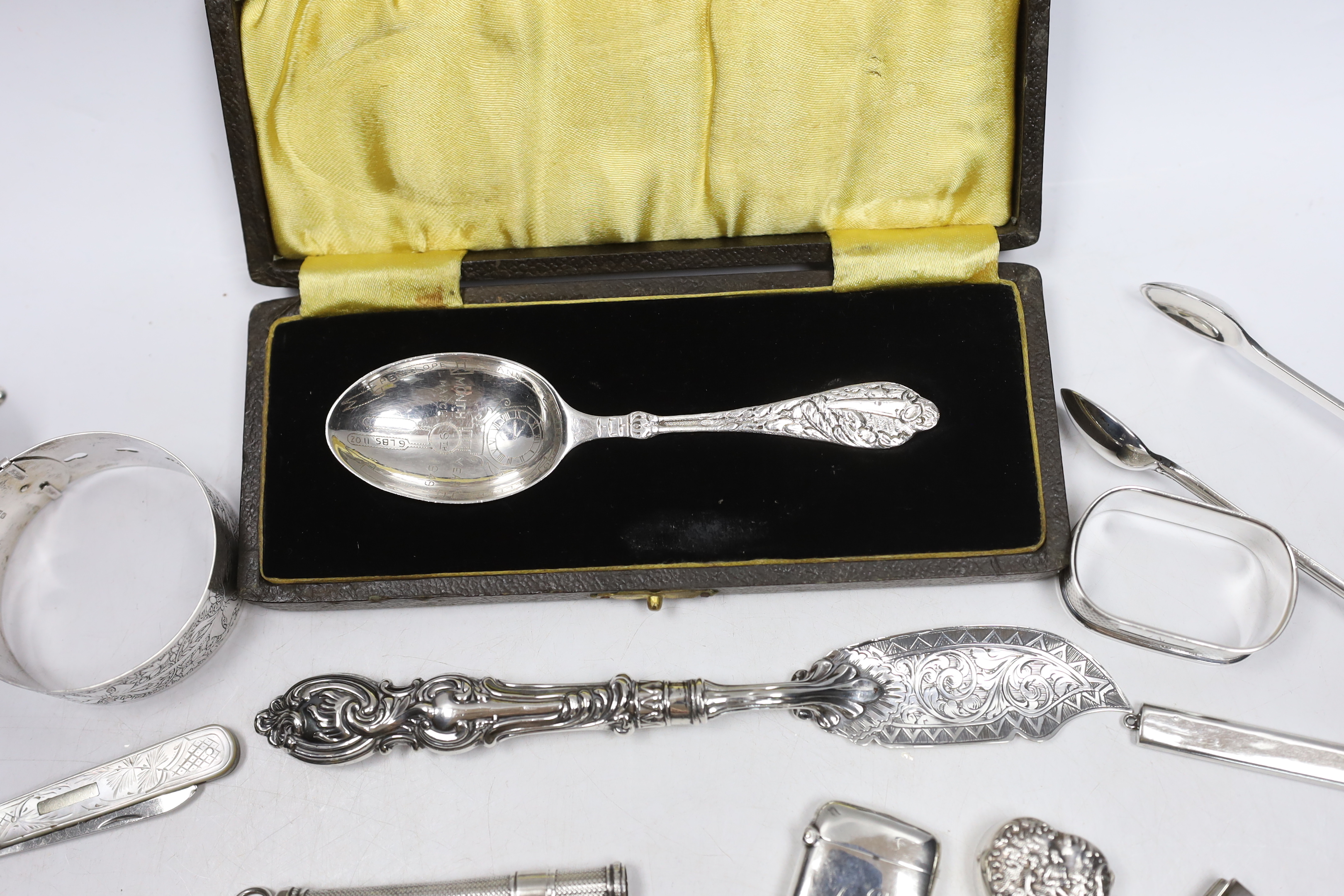Sundry small silver including bracelet, dessert spoon, fruit knives, mustard, vesta pill box, sterling spoon, butter knife, etc.